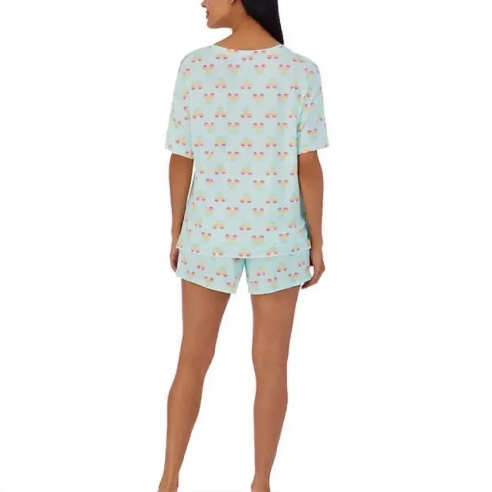 Disney Women's 2 Piece Short Sleeve Shirt & Short Pajama Set NWOT - Picture 3 of 6